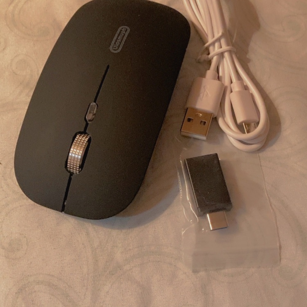 Black Wireless Mouse with USB Cable